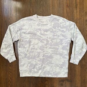 Lululemon Perfectly Oversized Crewneck Sweatshirt Lavender Camo Size 4
